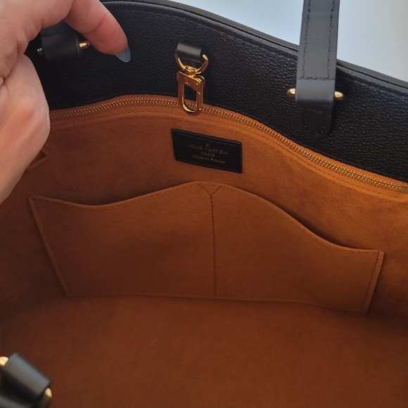 🦋NWT🦋 Louis Vuitton Onthego MM - Picture 15 of 16